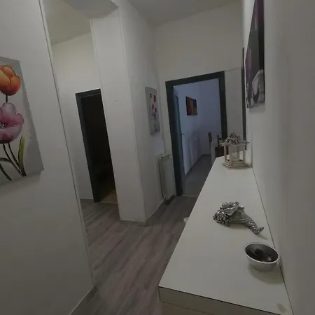 Lägenhet Via Napoli 6 Posti Letto
